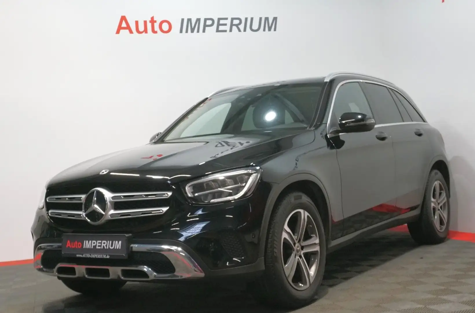 Mercedes-Benz GLC 220 d 4Matic*LED*PANORAMA*AHK*HuD*ACC Noir - 1