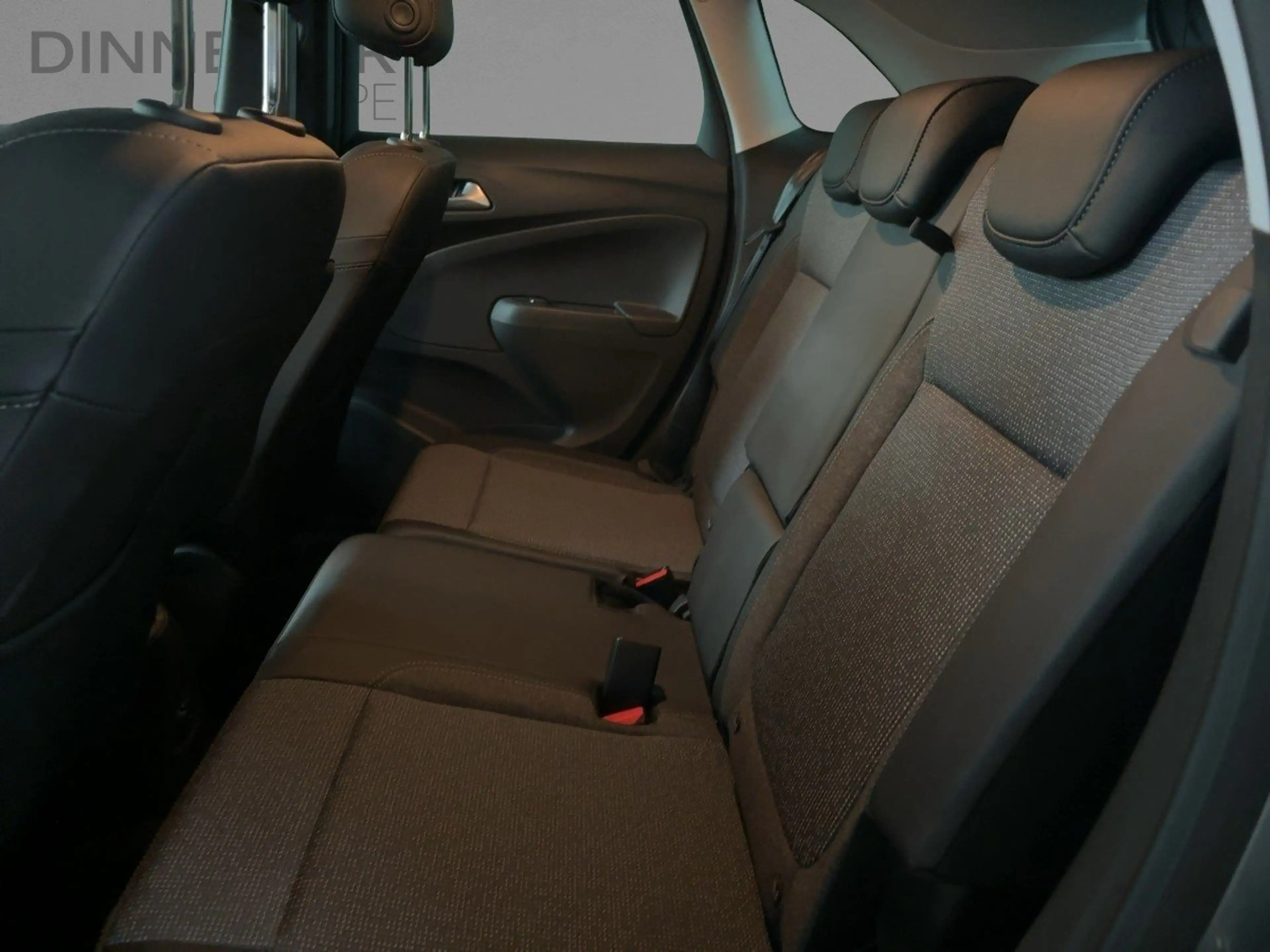 Opel Crossland Elegance LED KeyLess — photo 10