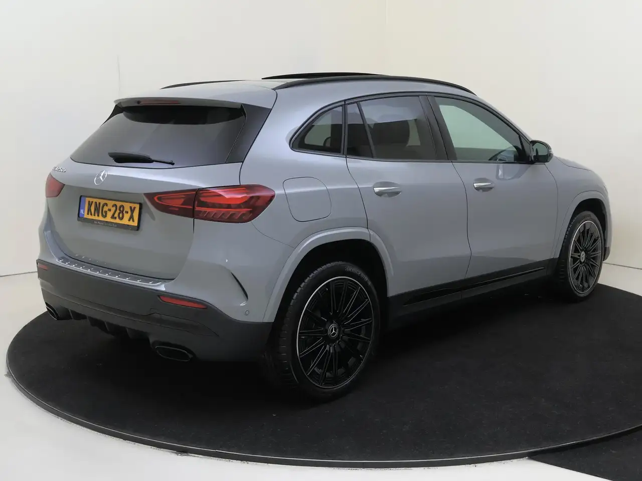 Mercedes-Benz GLA 2026