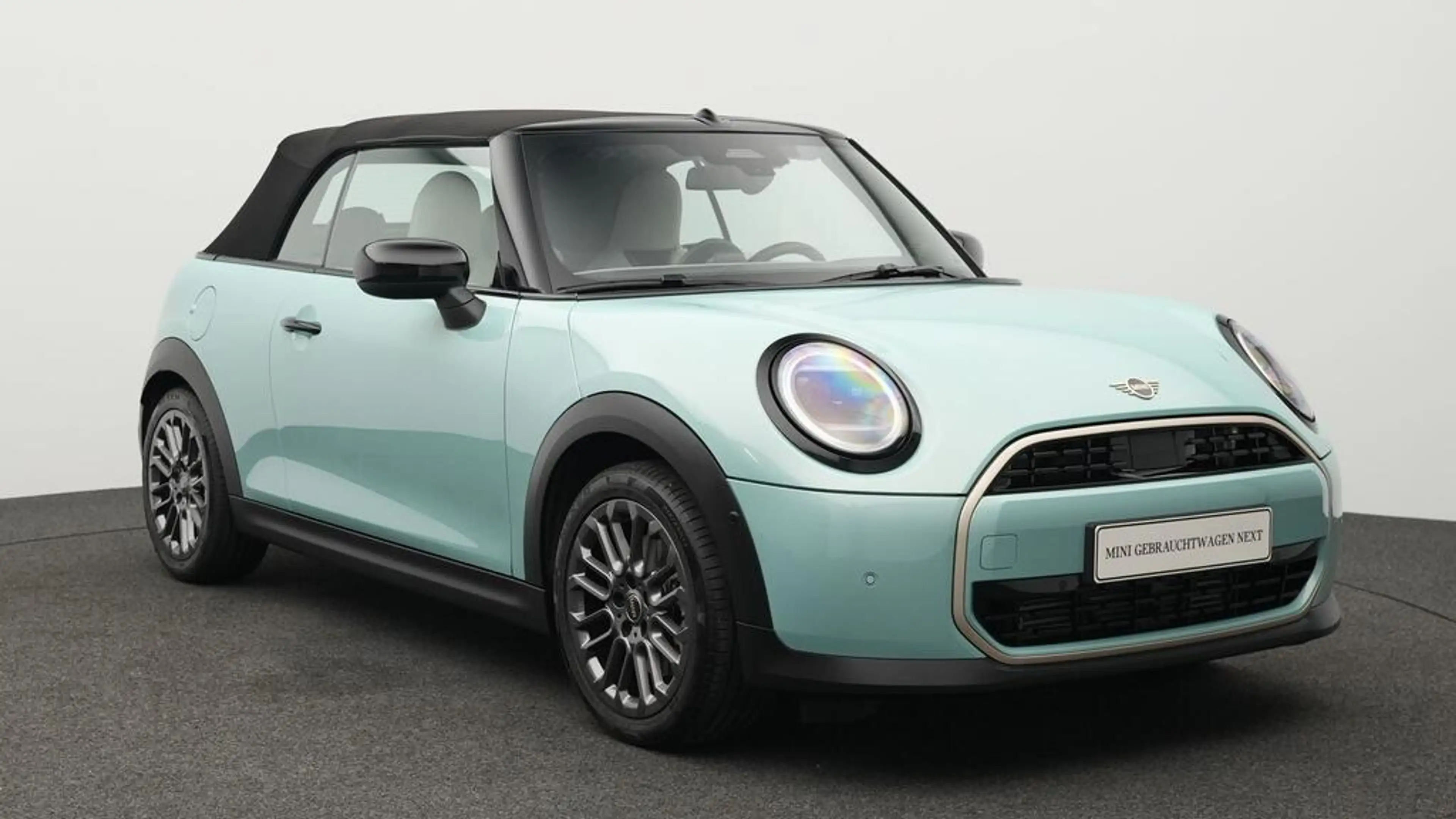 MINI Cooper C Cabrio Favoured Trim — photo 15