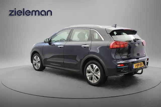 Kia E-Niro view 4
