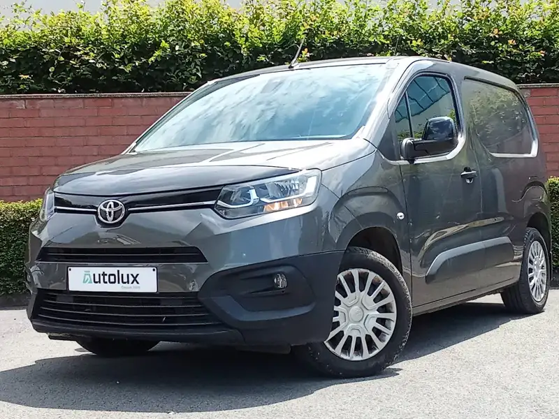 Toyota Proace City - 3 places