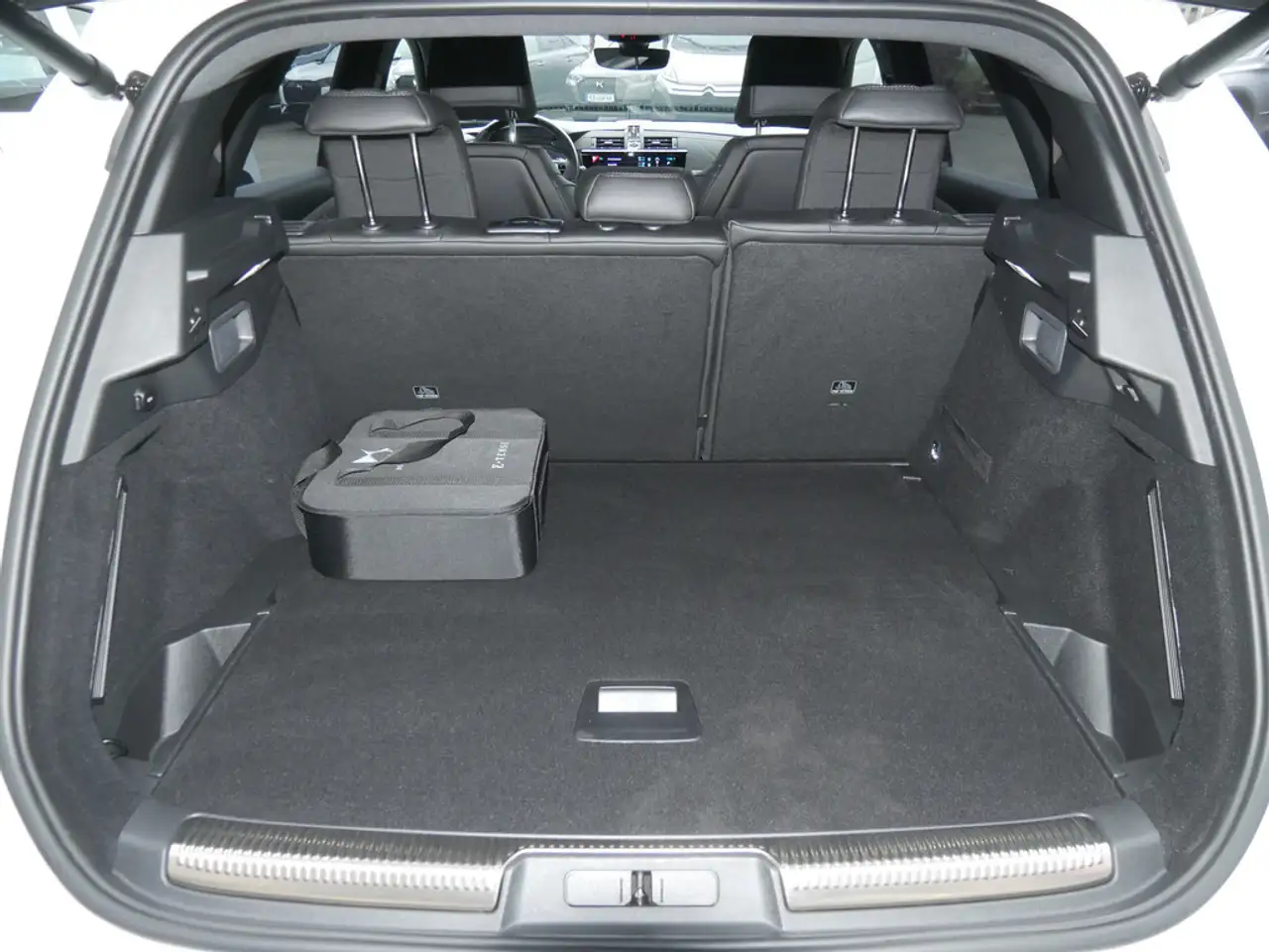DS 7 E-Tense Rivoli 4x4 SHZ ACC LED, миниатюра 18