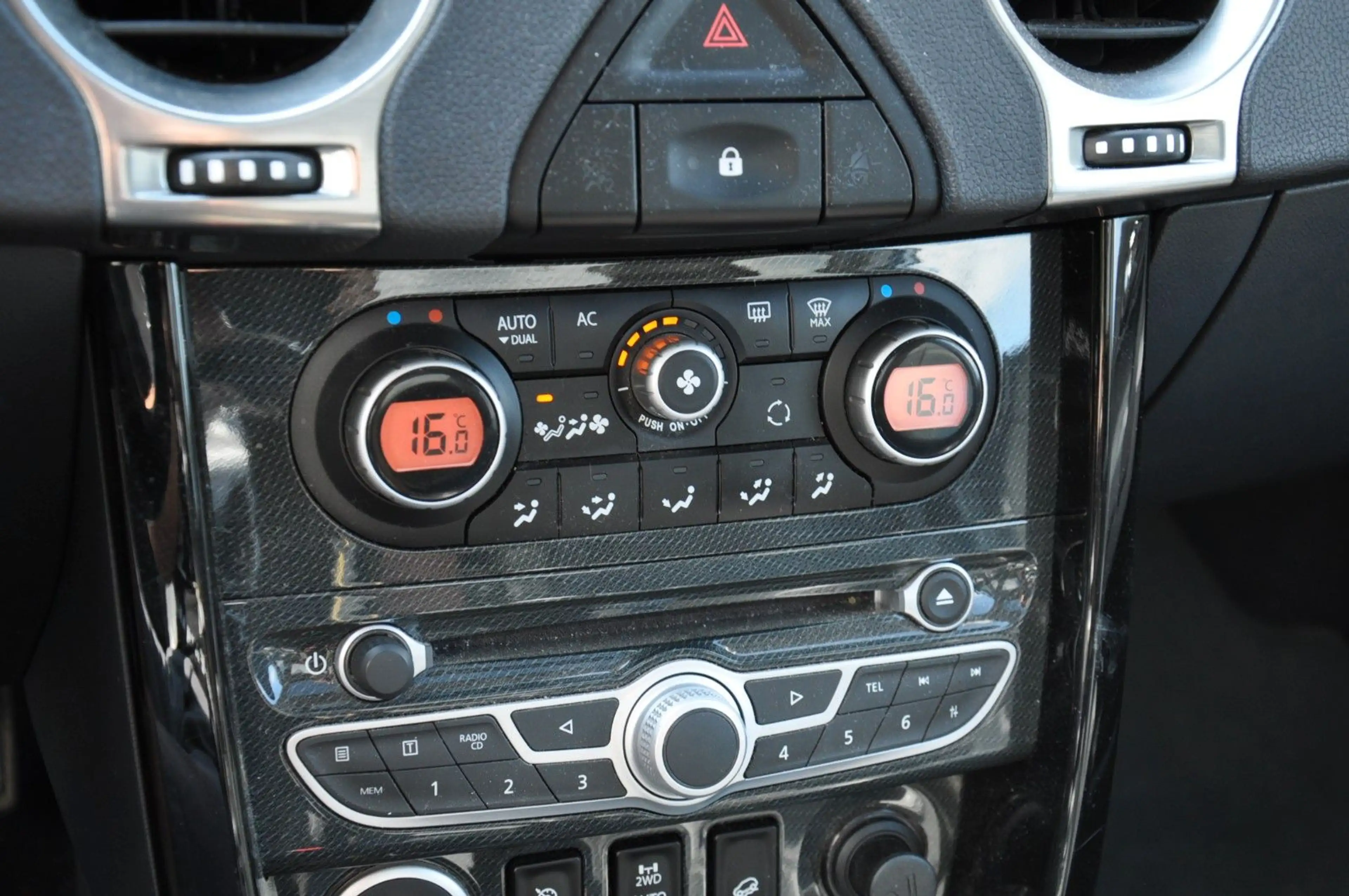 Renault Koleos 2.0 dCi Night&Day |Navi|Leder|Schiebedach — photo 14