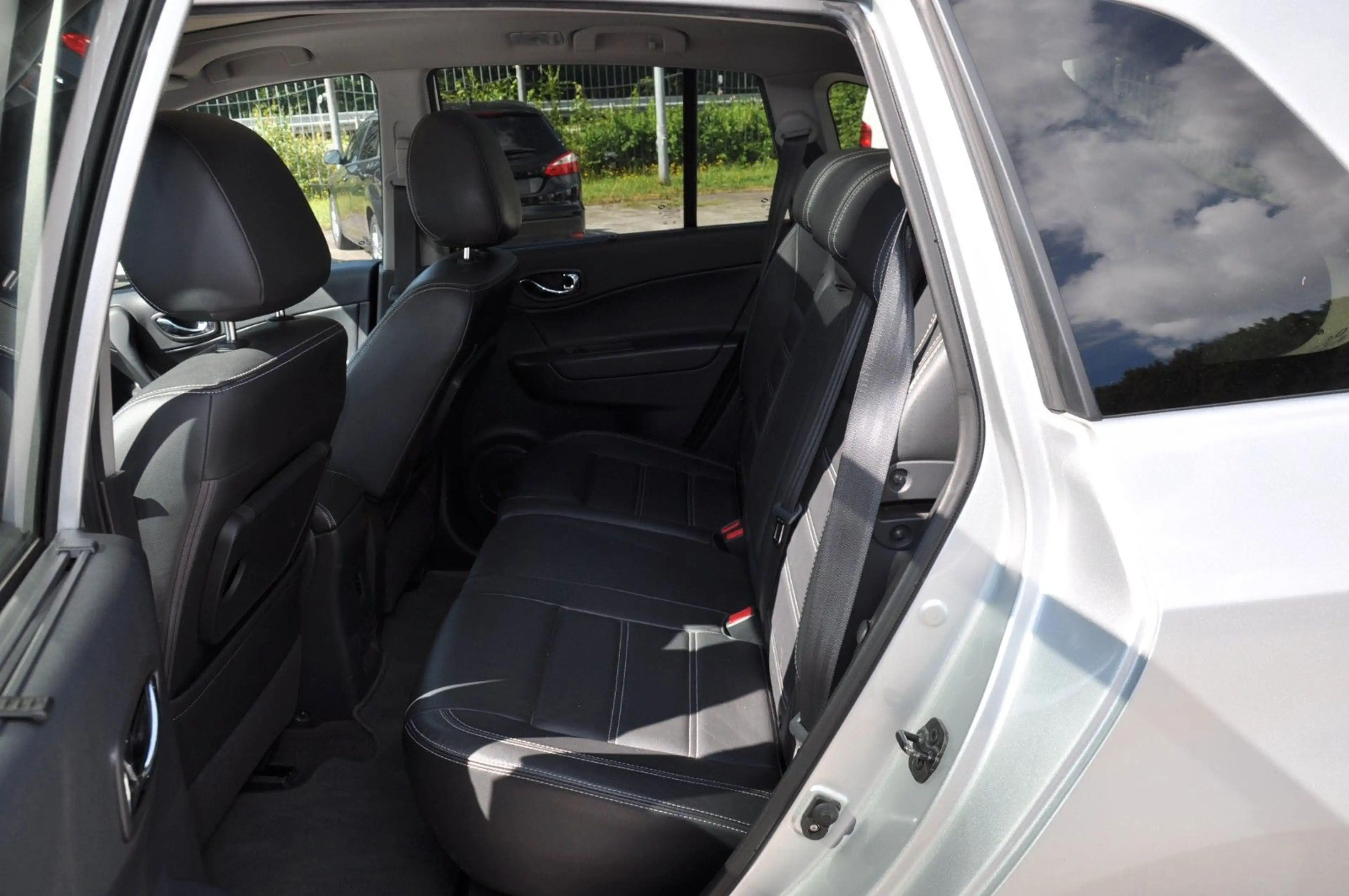 Renault Koleos 2.0 dCi Night&Day |Navi|Leder|Schiebedach — photo 11