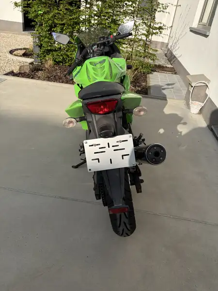 Kawasaki NINJA 250 R - foto 4