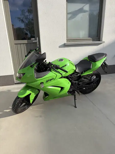 Kawasaki NINJA 250 R
