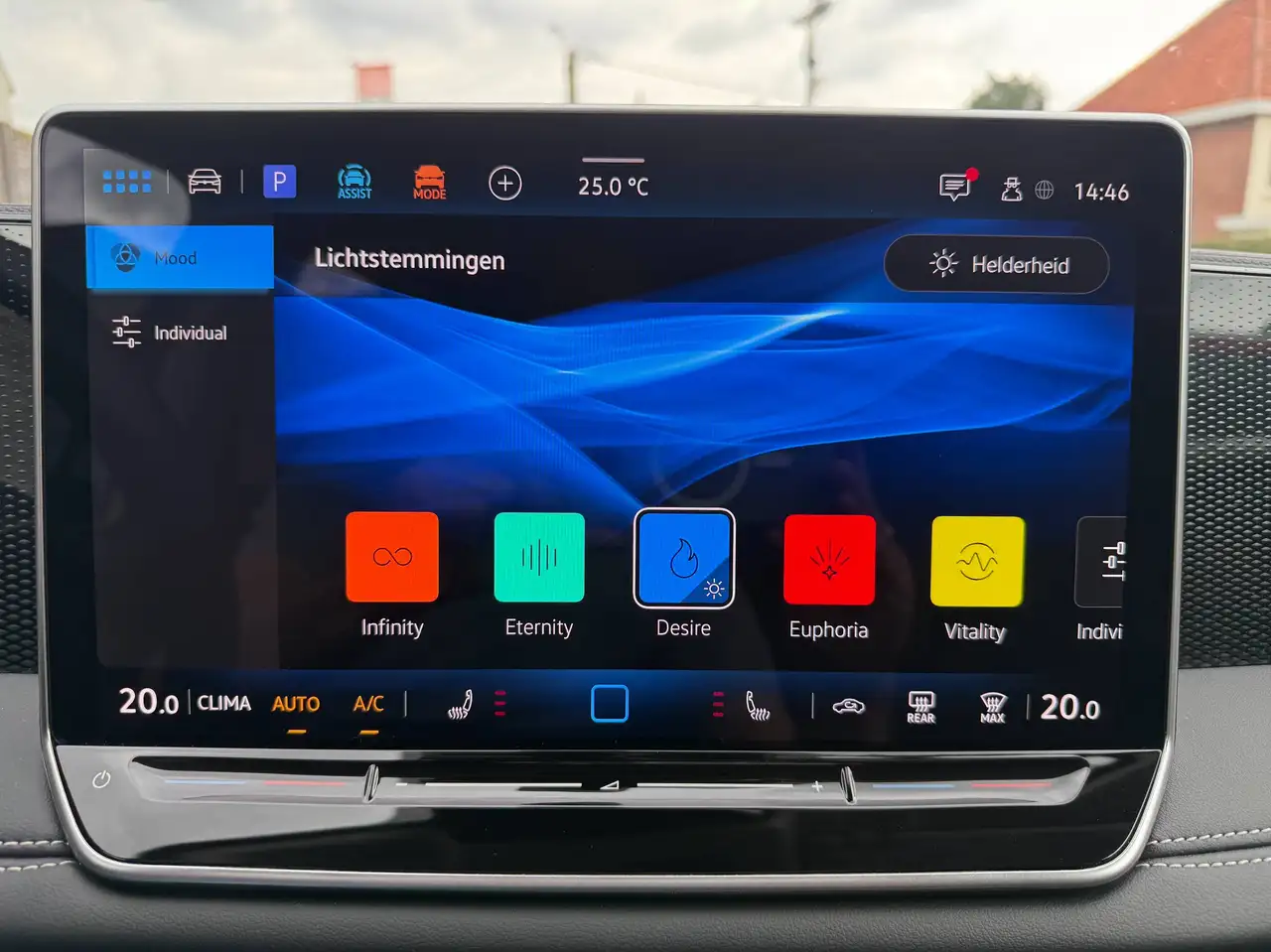 Volkswagen Tiguan 1.5 eTSI mHEV Goal "ELEC. TREKHAAK/Navigatie/360° Camera", миниатюра 15