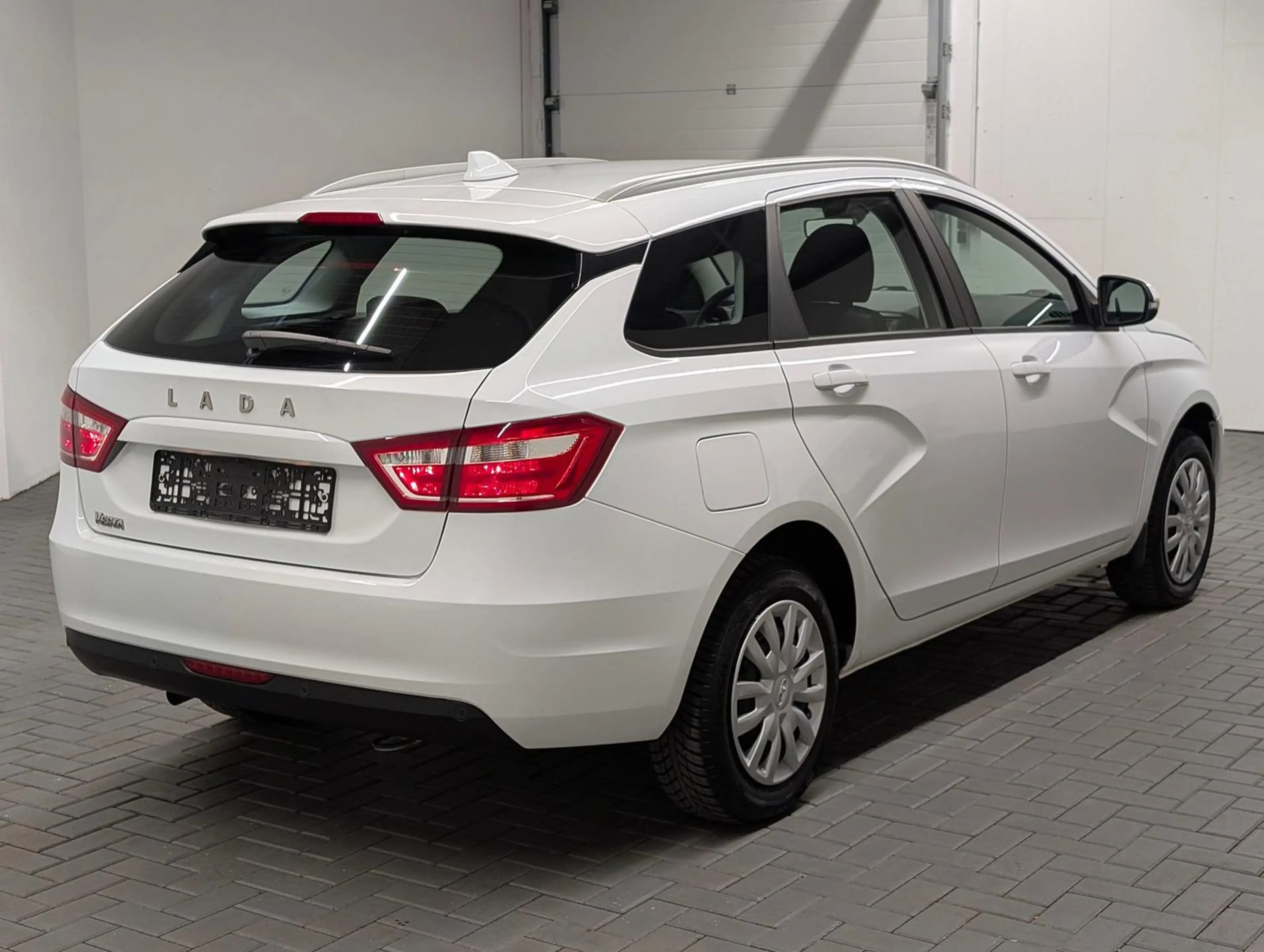 Lada Vesta Kombi Klima/USB/BT/SHZ/PDC/Tempom./TFL — photo 4