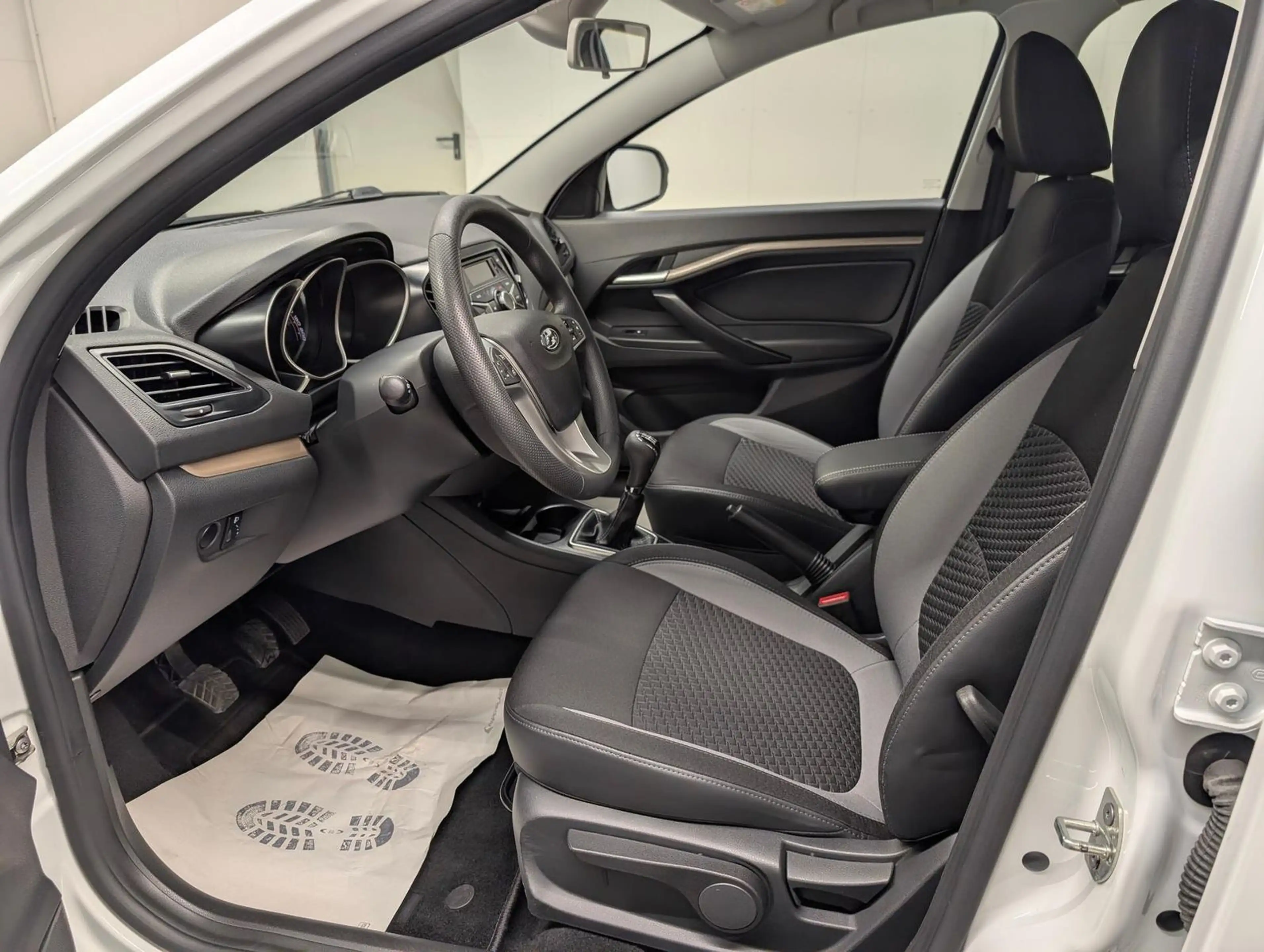 Lada Vesta Kombi Klima/USB/BT/SHZ/PDC/Tempom./TFL — photo 9