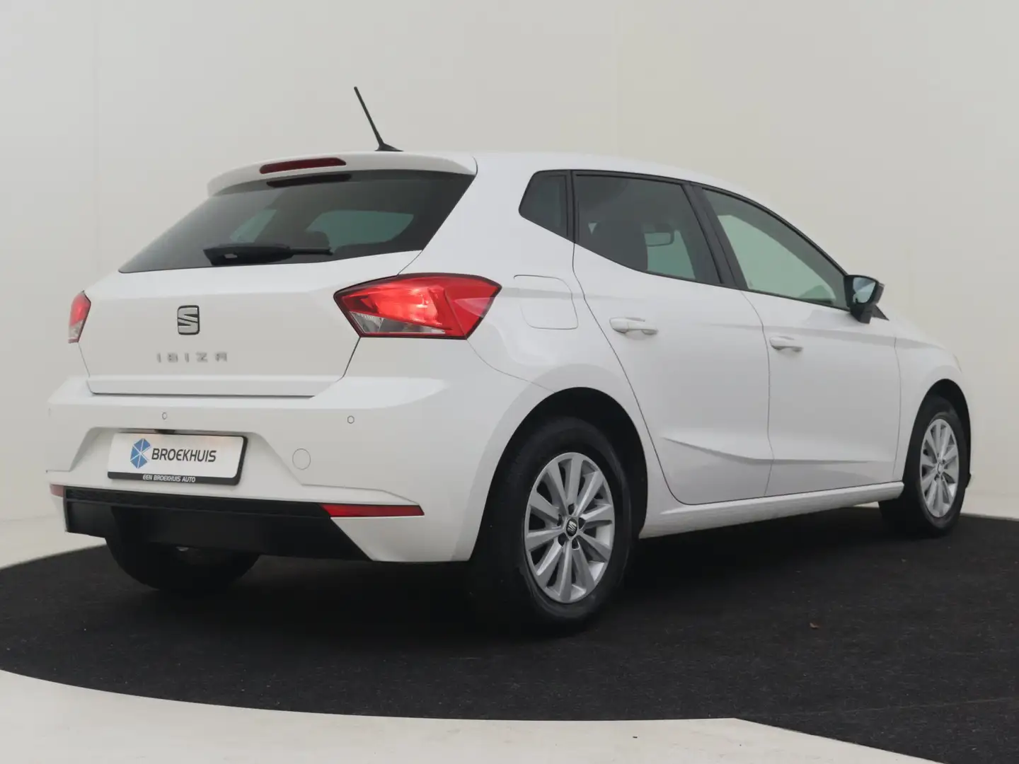 SEAT Ibiza 1.0 TSI Style Business Intense 96pk | Camera achte Blanc - 2