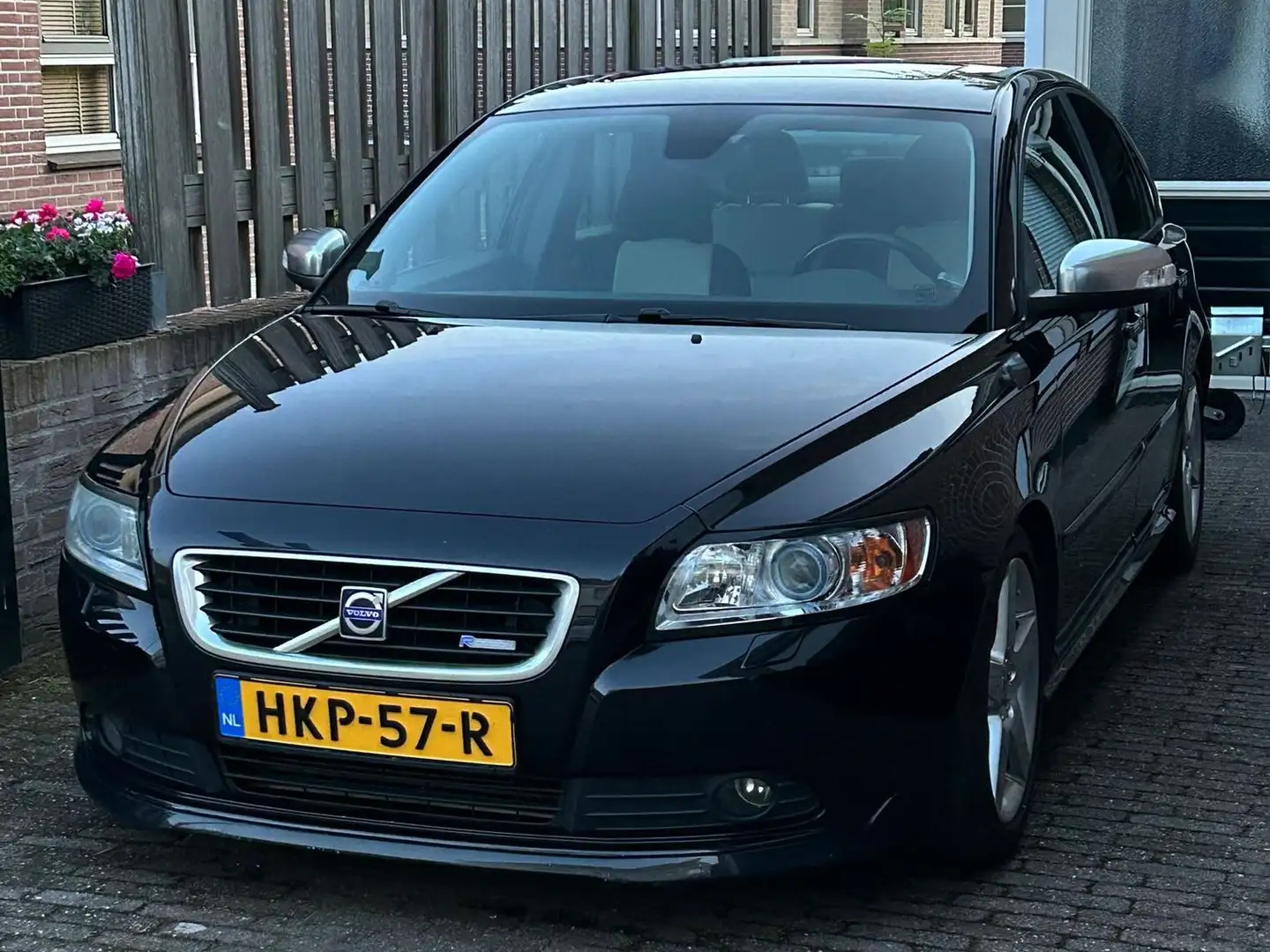 Volvo S40 S40 2.5 T5 - Handbak - R-Design Zwart - 2