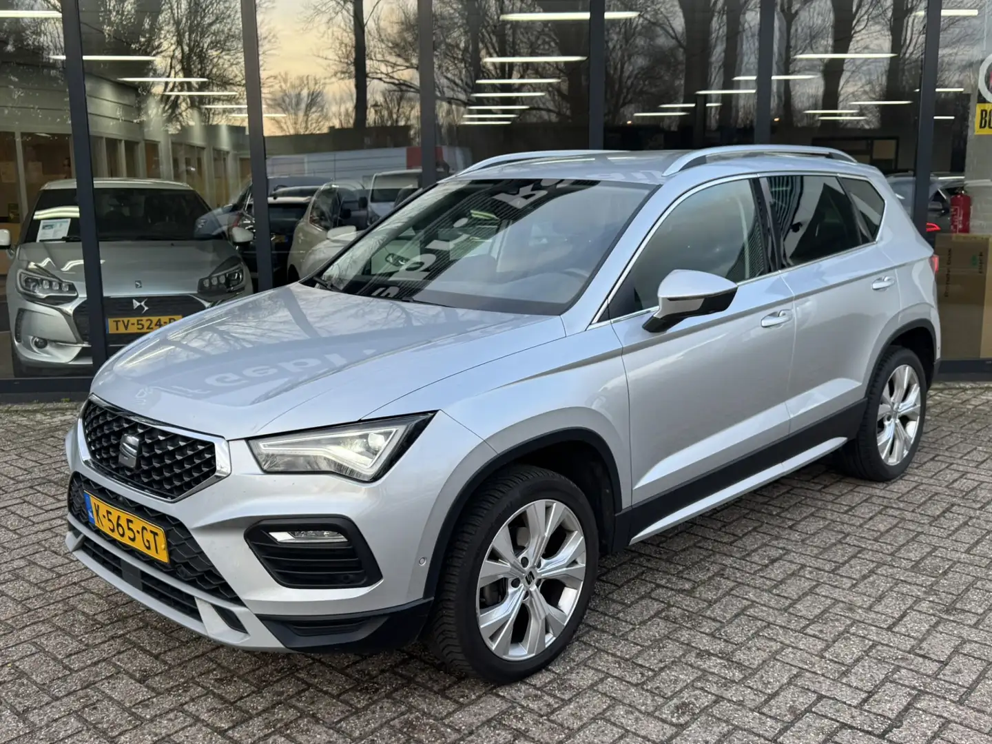SEAT Ateca 1.5 TSI Xperience Intense*New Model*ACC*EXPORT/ EX Gris - 2