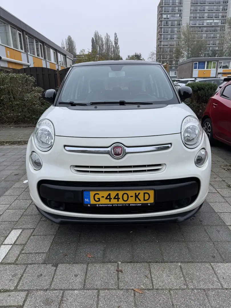 Fiat 500L 1.4 T-Jet Lounge Wit - 1