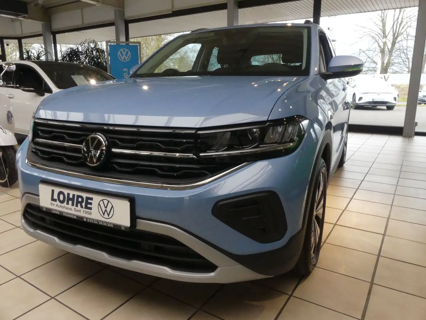Volkswagen T-Cross 1.0 TSI  Life Blau - 1