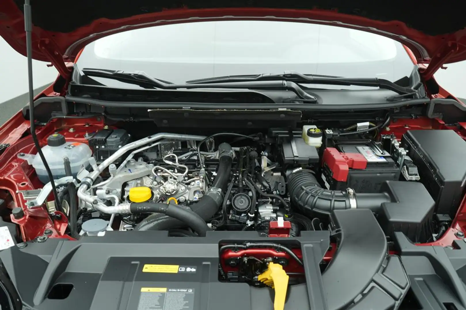 Nissan Qashqai QQ MY24 1.3 DIG 140PS MT 4x2 N-Connecta Winter Rood - 2