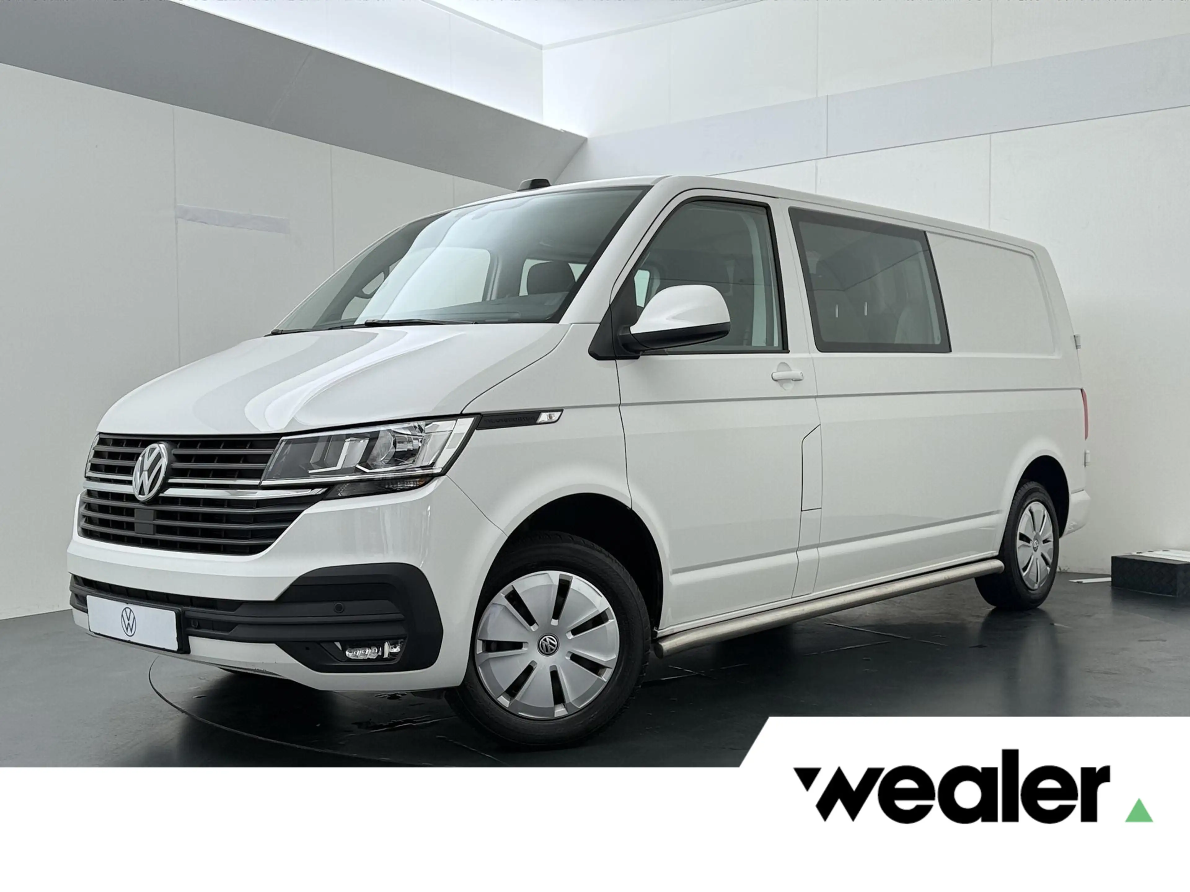 Volkswagen T6.1 Transporter Bedrijfswagens 2.0 TDI L2H1 30 DC Highline | 110 p