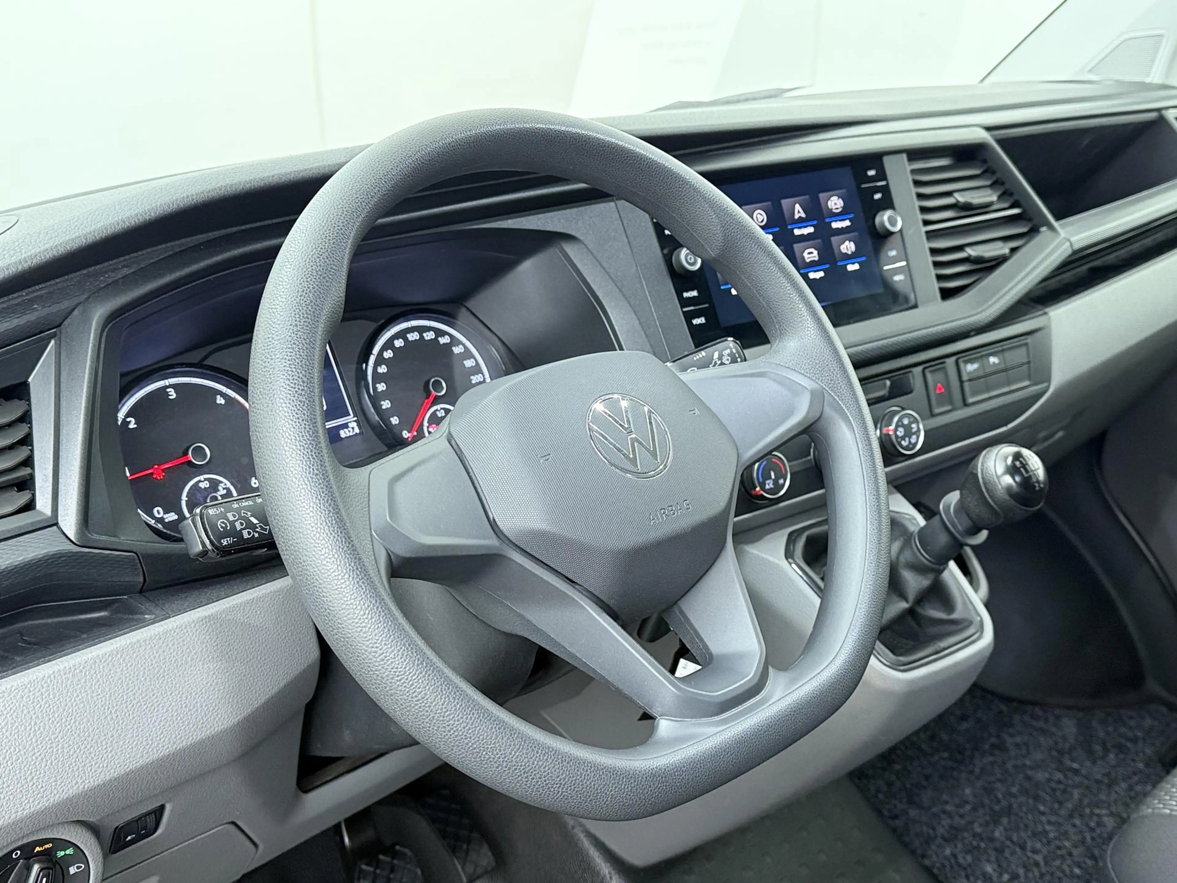 Volkswagen T6.1 Transporter Bedrijfswagens 2.0 TDI L2H1 30 DC Highline | 110 p — photo 6