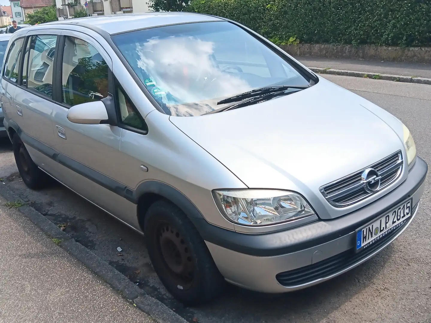 Opel Zafira Zafira 1.8 Elegance Silber - 1