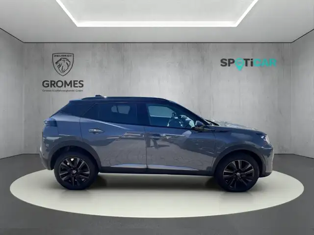 Peugeot 2008 view 2