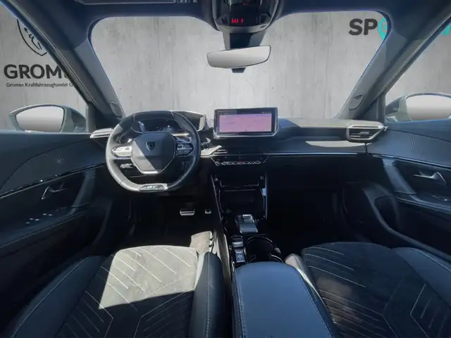 Peugeot 2008 view 12