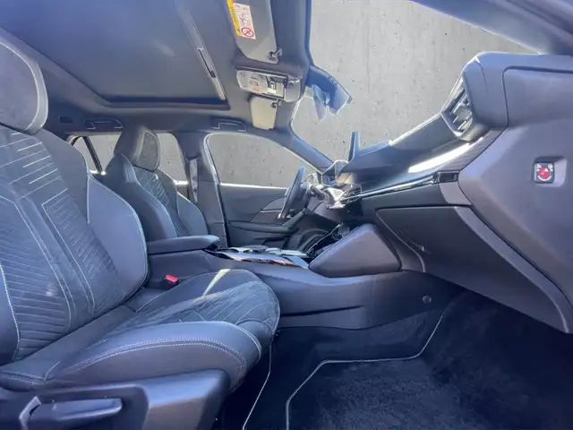 Peugeot 2008 view 13