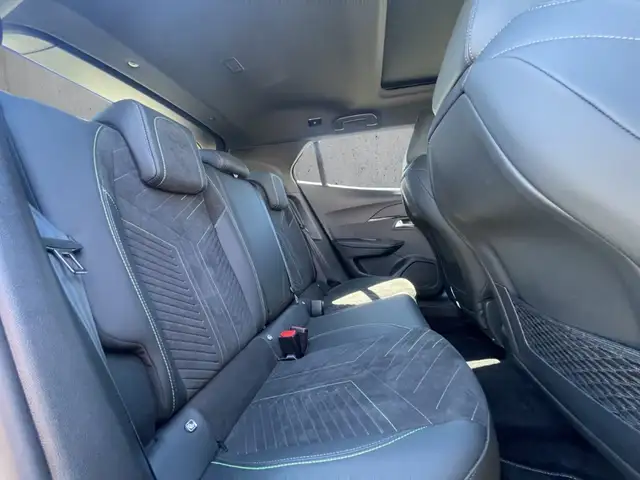 Peugeot 2008 view 14