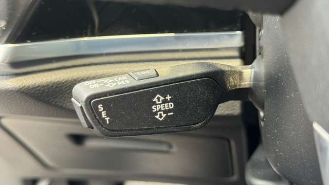 Audi Q3 — photo 18