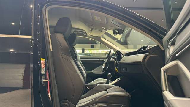Audi Q3 — photo 12