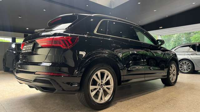 Audi Q3 — photo 8