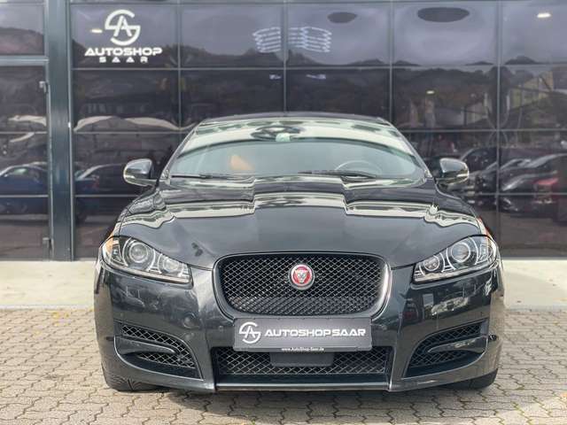 Jaguar XF 3.0 V6 Kompressor AWD CAM/Bi-Xenon/Automatik