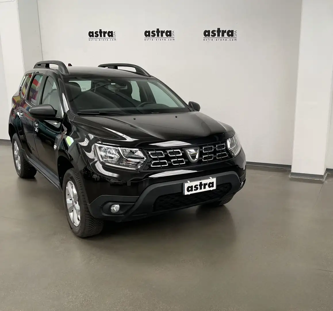 Dacia Duster 1.5 dCi 8V 110 CV Start&Stop 4x2 Prestige Schwarz - 1