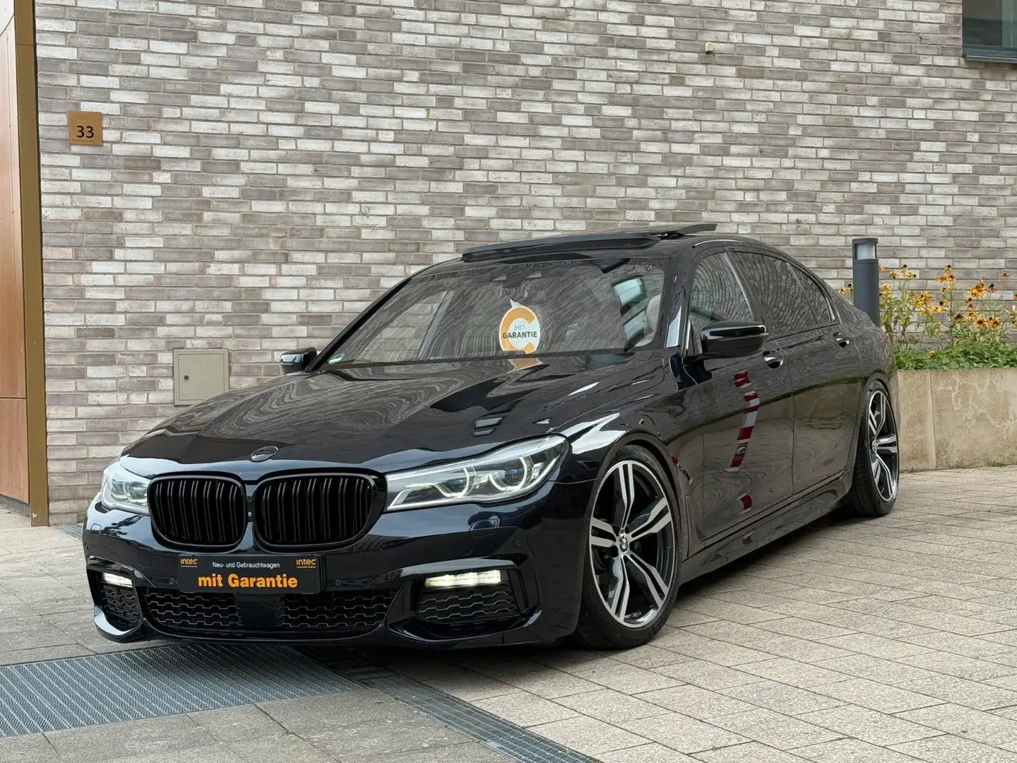 BMW 730 Ld xDrive|SkyLounge|Pano|3xTV|NeuerMotor| Noir - 1