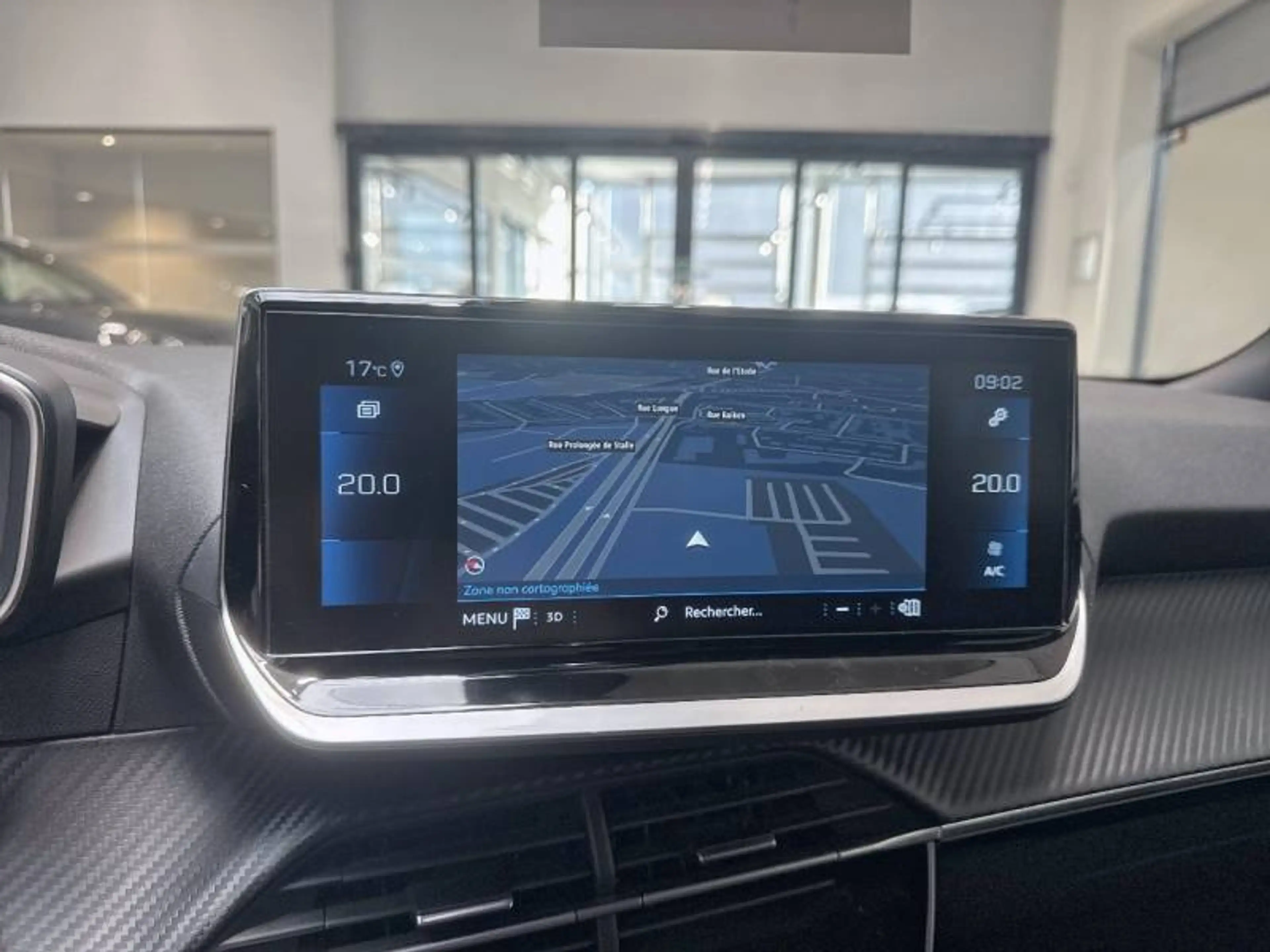 Peugeot 2008 2 1.2 Puretech 74kW S&S Allure Pack — photo 14