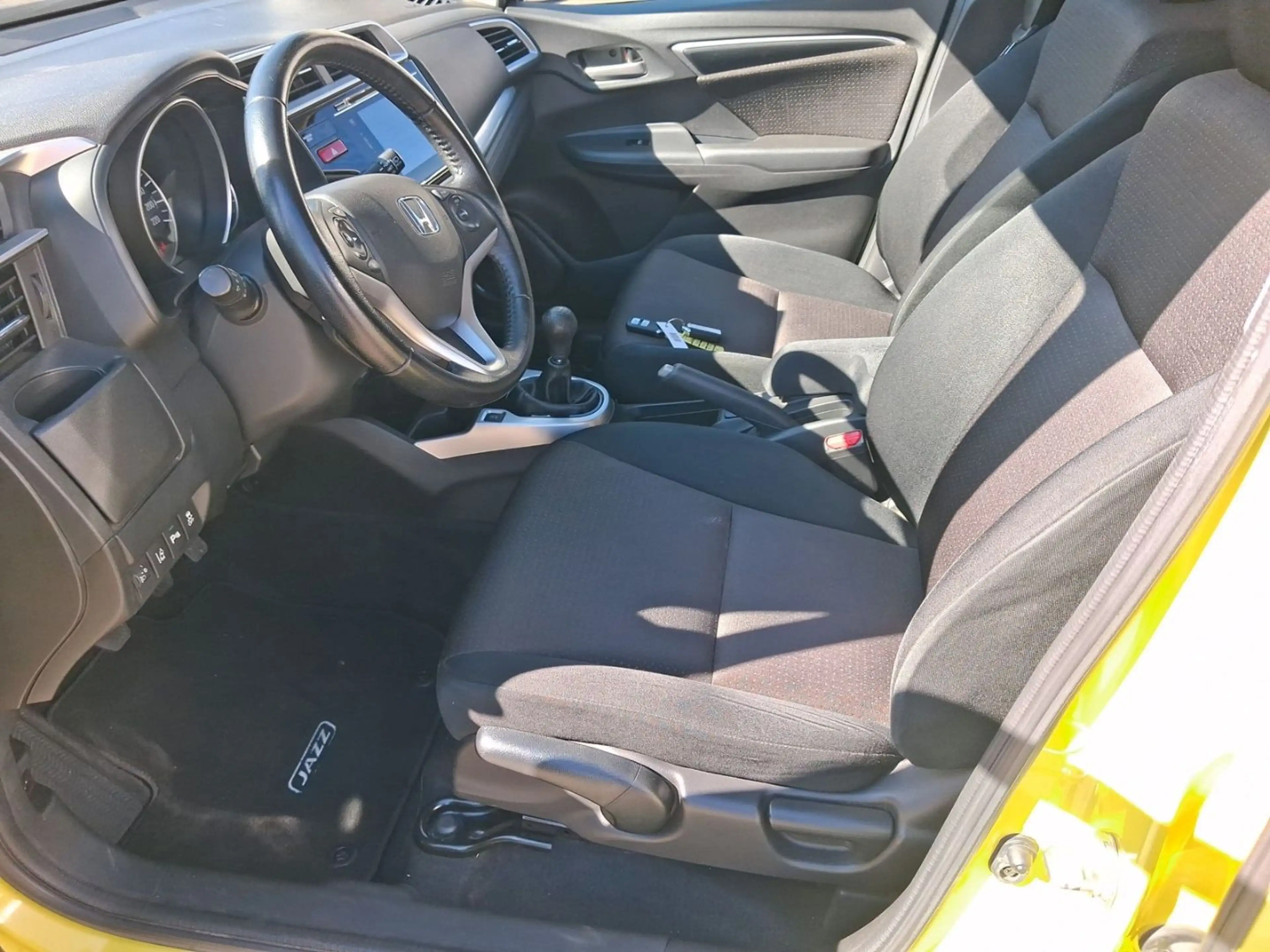 Honda Jazz G5 1.3 Elegance Navi Benzin — photo 11