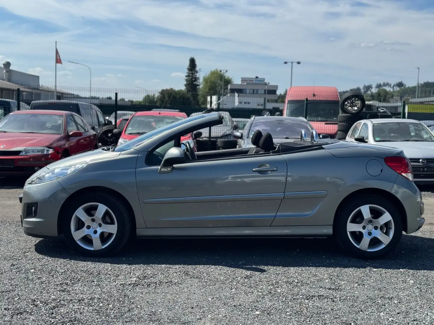 Peugeot 207 CC Cabrio-Coupe Active Gris - 2