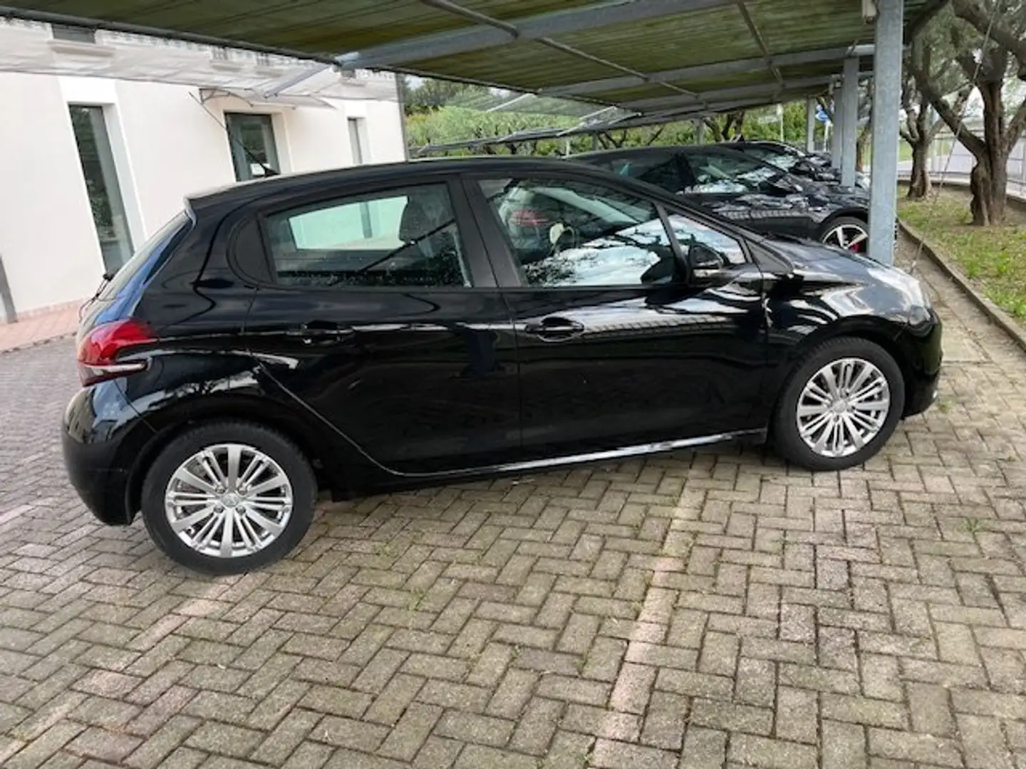 Peugeot 208 208 5 PORTE LED APP CLIMA 1 PROPIE X NEOPATENTATI Noir - 2