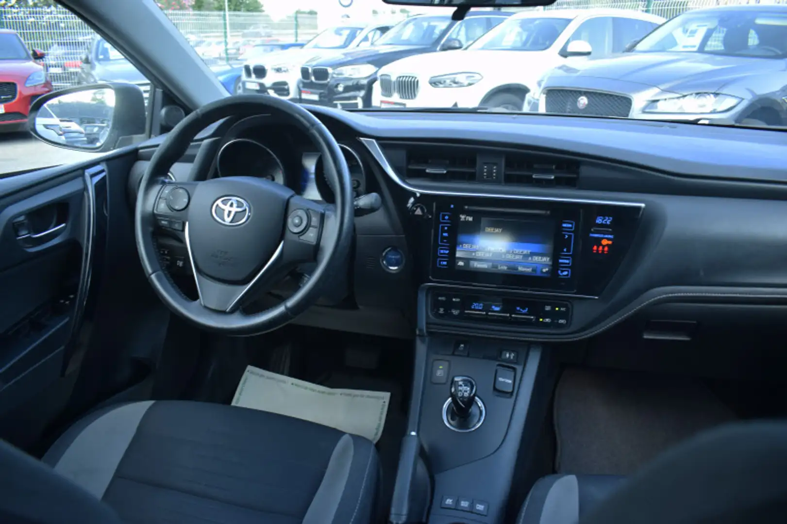 Toyota Auris HSD 136H DYNAMIC Gris - 2