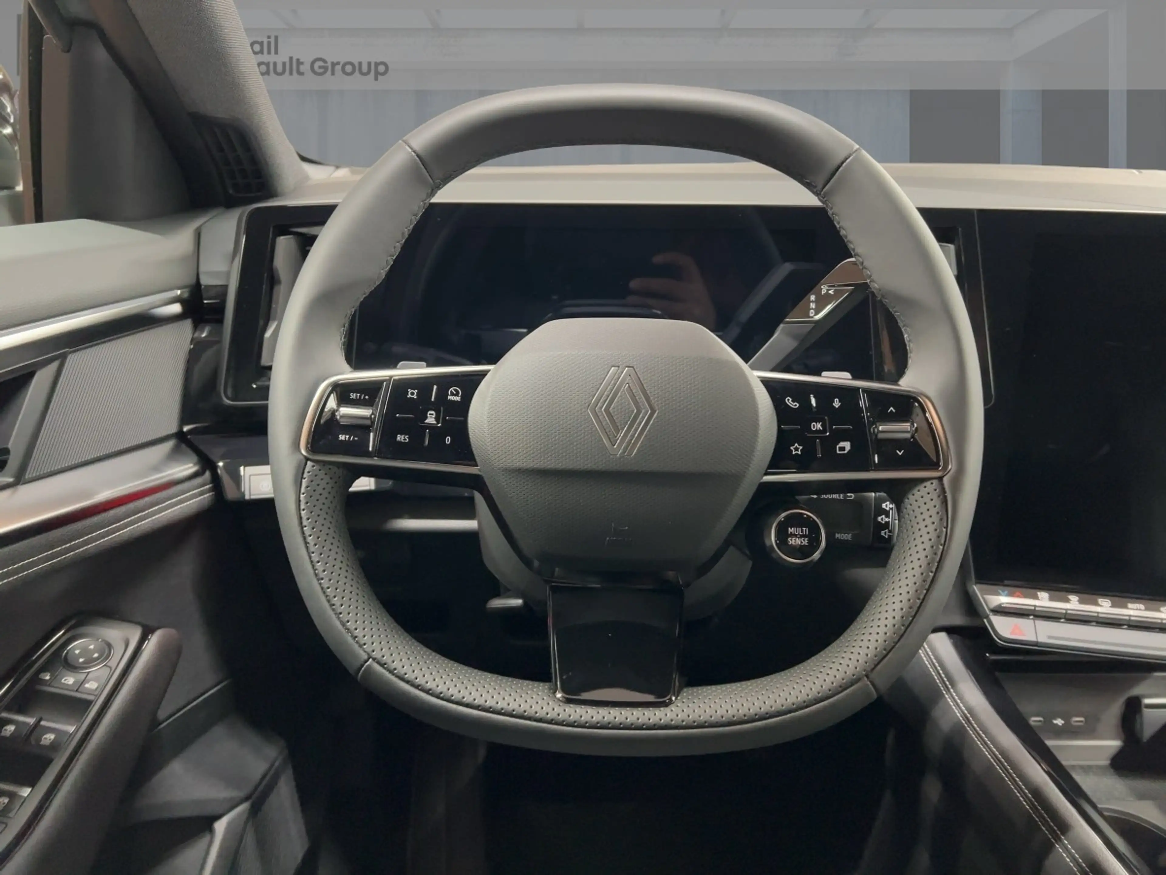 Renault Austral Techno Mild Hybrid 160 Automatik PDC KLIMA — photo 11