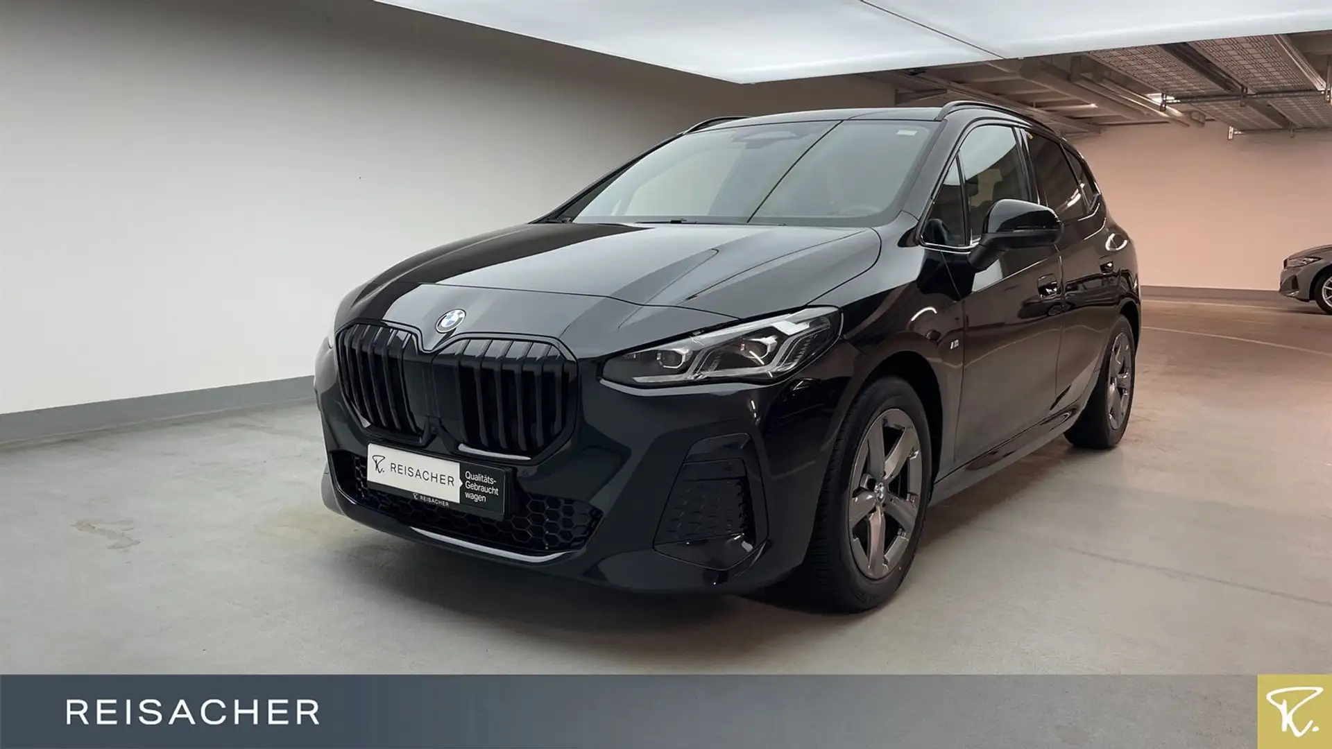 BMW 223i A xDrive Active Tourer M-Sport,Pano,AHK Schwarz - 1