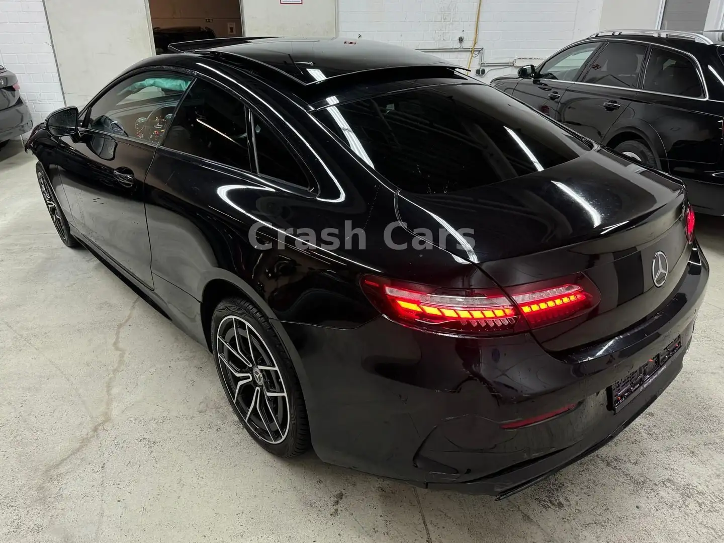 Mercedes-Benz E 450 4MATIC Coupe AMG-Line*ACC*Pano*Burmester* Nero - 1