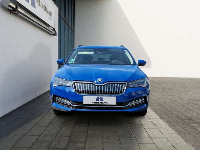 Skoda Superb Combi 1.4 iV Ambition Navi LED AHK Standh