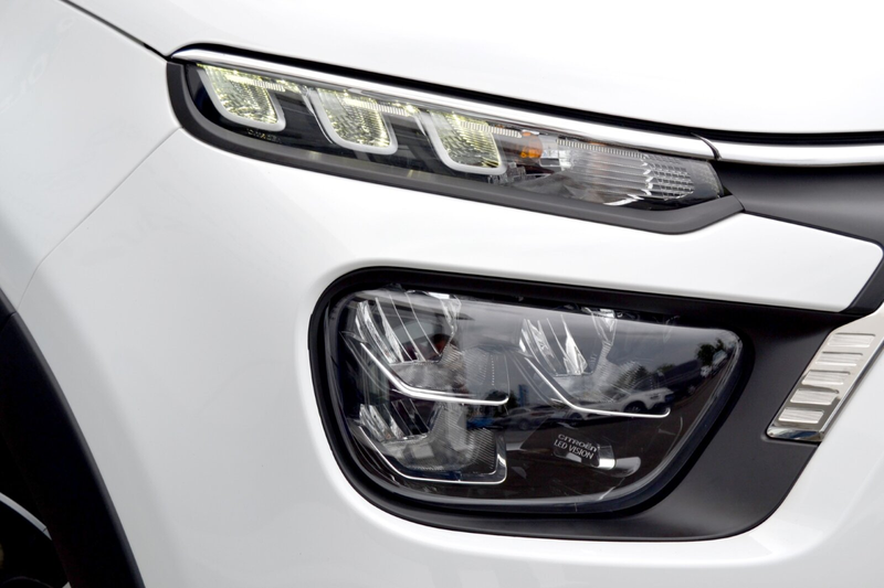 Citroen C3 C3 1,2 Shine AutoAC LMF USB+DAB eFH LED PDC — photo 8
