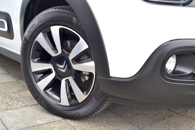 Citroen C3 C3 1,2 Shine AutoAC LMF USB+DAB eFH LED PDC — photo 7
