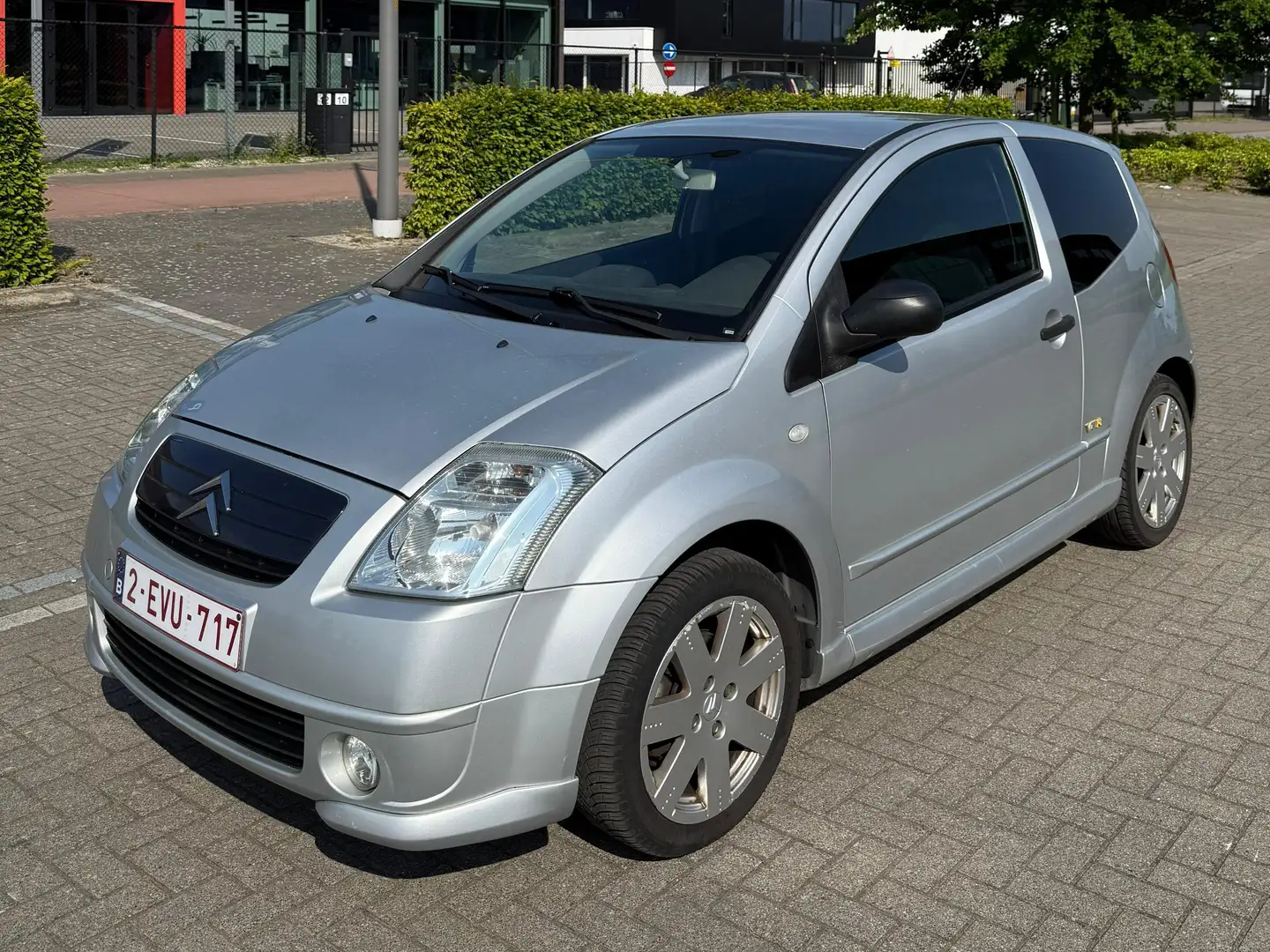 Citroen C2 C2 1.6 16V Senso Drive VTR Plateado - 1