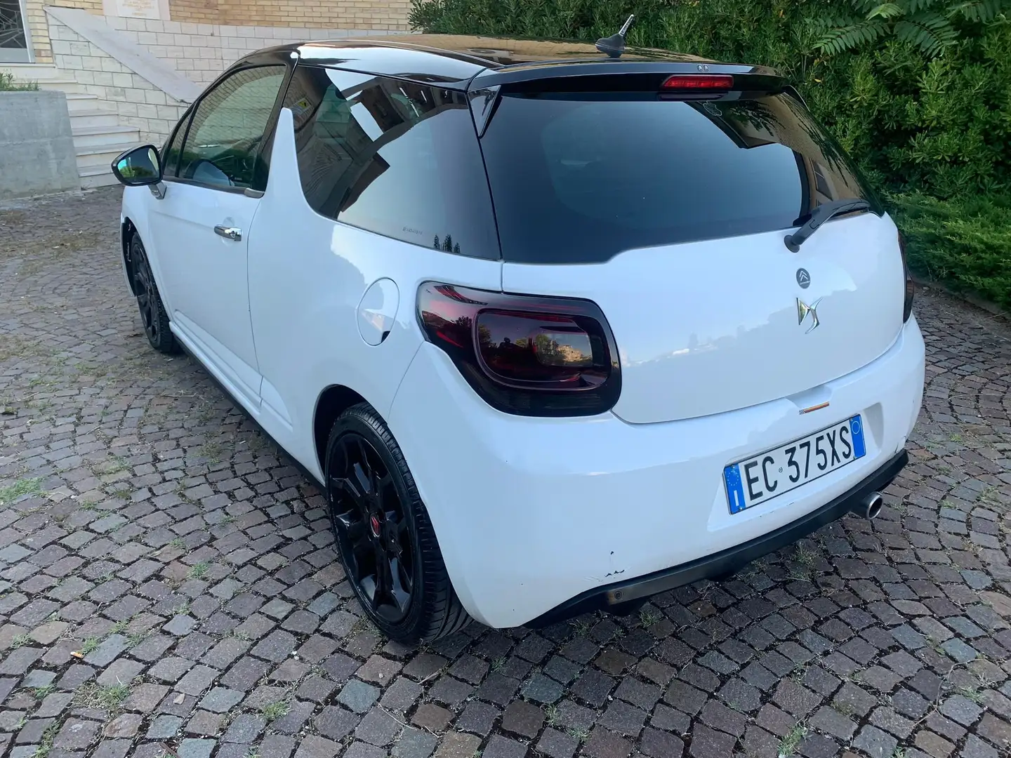 Citroen DS3 DS3 1.6 hdi So Chic 92cv Bianco - 2