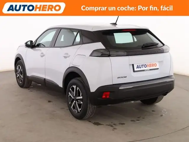 Peugeot 2008 view 4