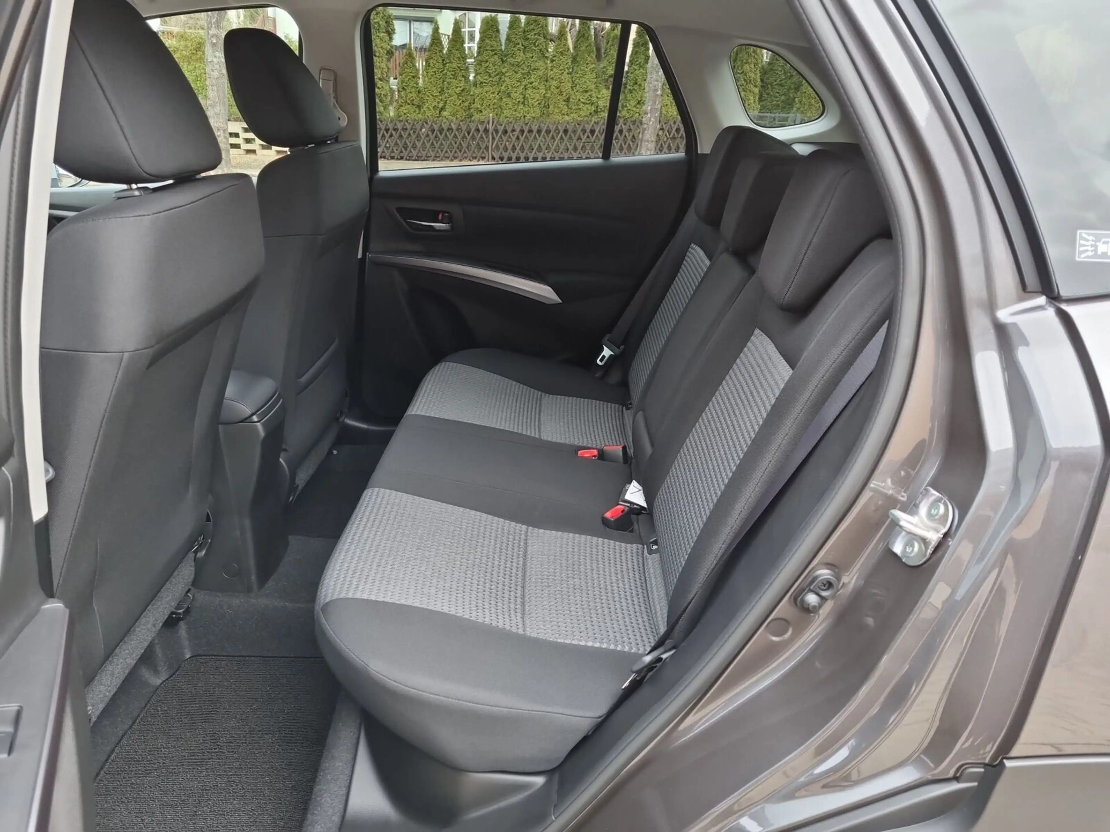 Suzuki S-Cross Comfort *bis zu 8 Jahre Garantie* — photo 15