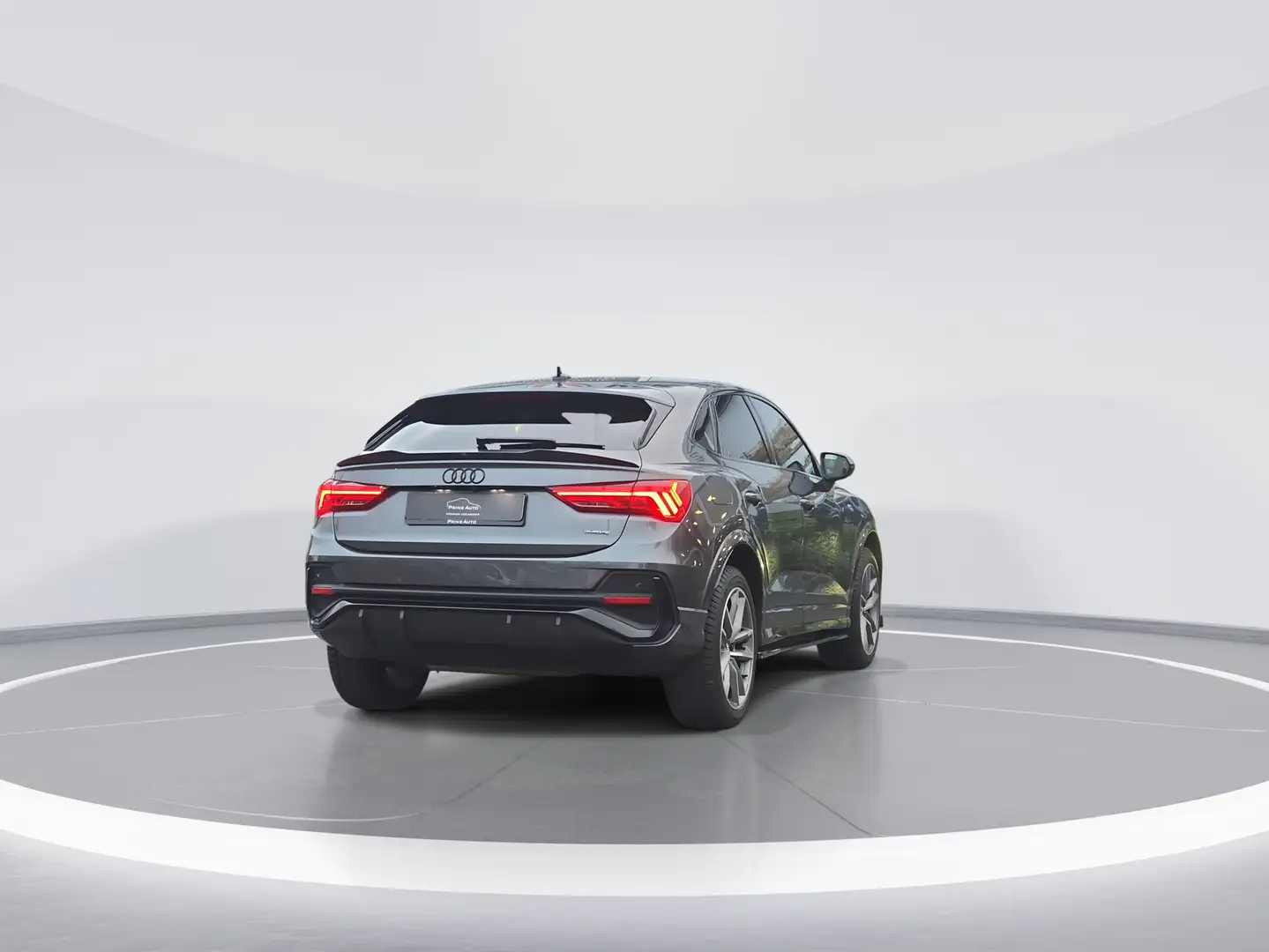 Audi Q3 Sportback 45 TFSI quattro S-Line |MAXTON|ELEKTR.TR Grijs - 2