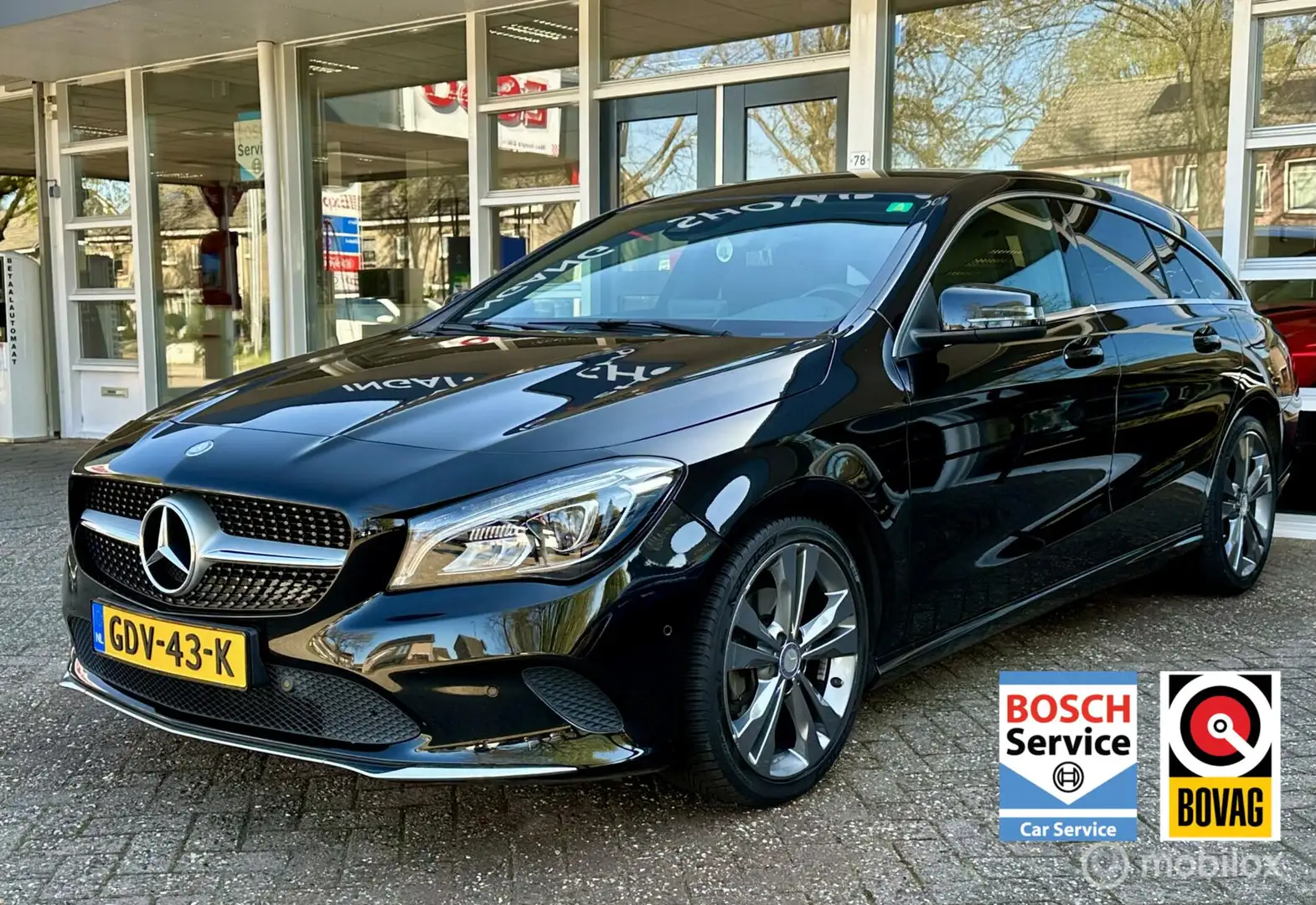 Mercedes-Benz CLA 180 Shooting Brake AMG Night Edition Led, Camera, Memo Zwart - 1